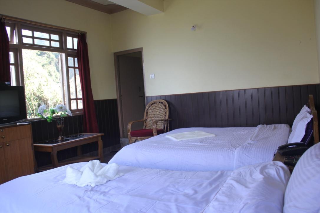 The Ace Pine Valley Hotel Pelling Exterior photo
